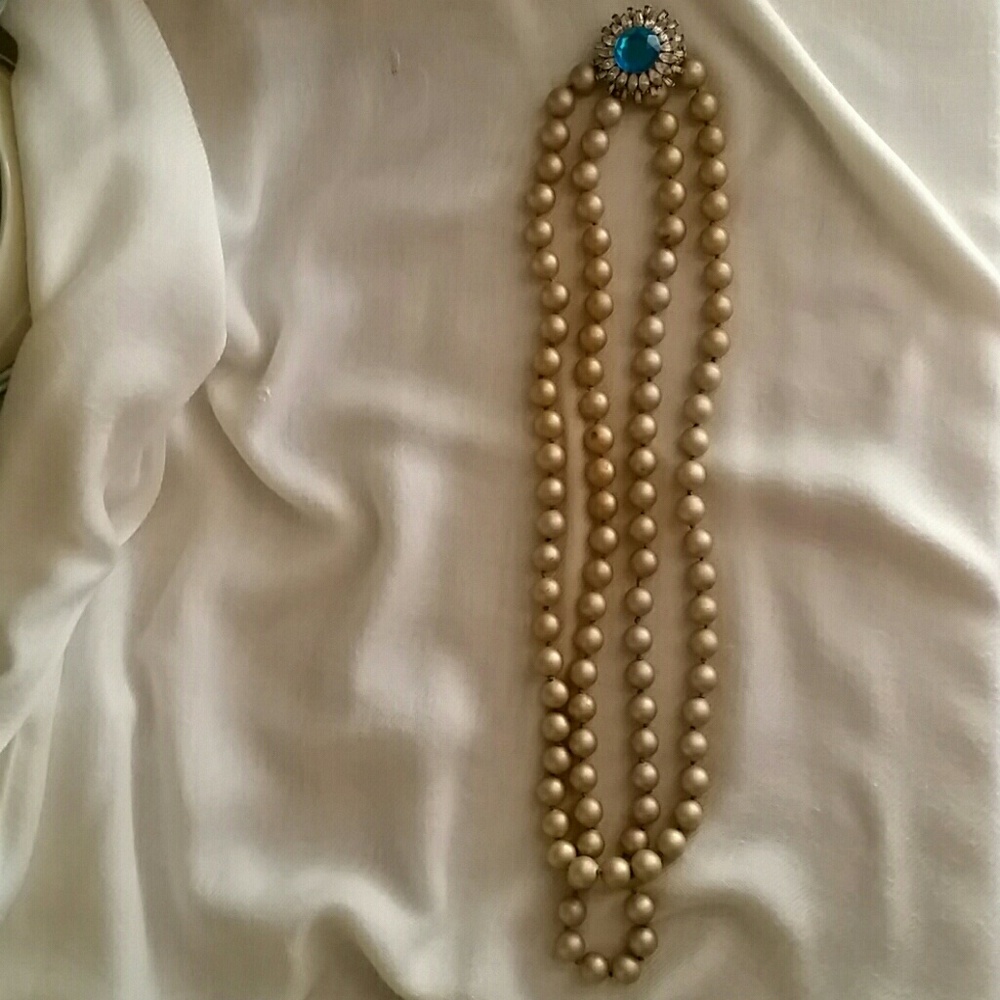 Vintage costume jewrely beaded necklace